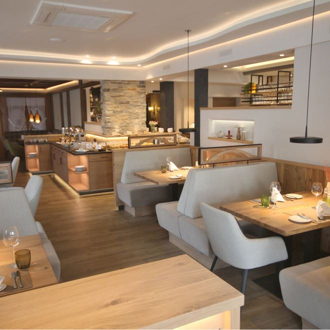 Modernes Restaurant im 4-Sterne-Hotel Bercher in Waldshut-Tiengen
