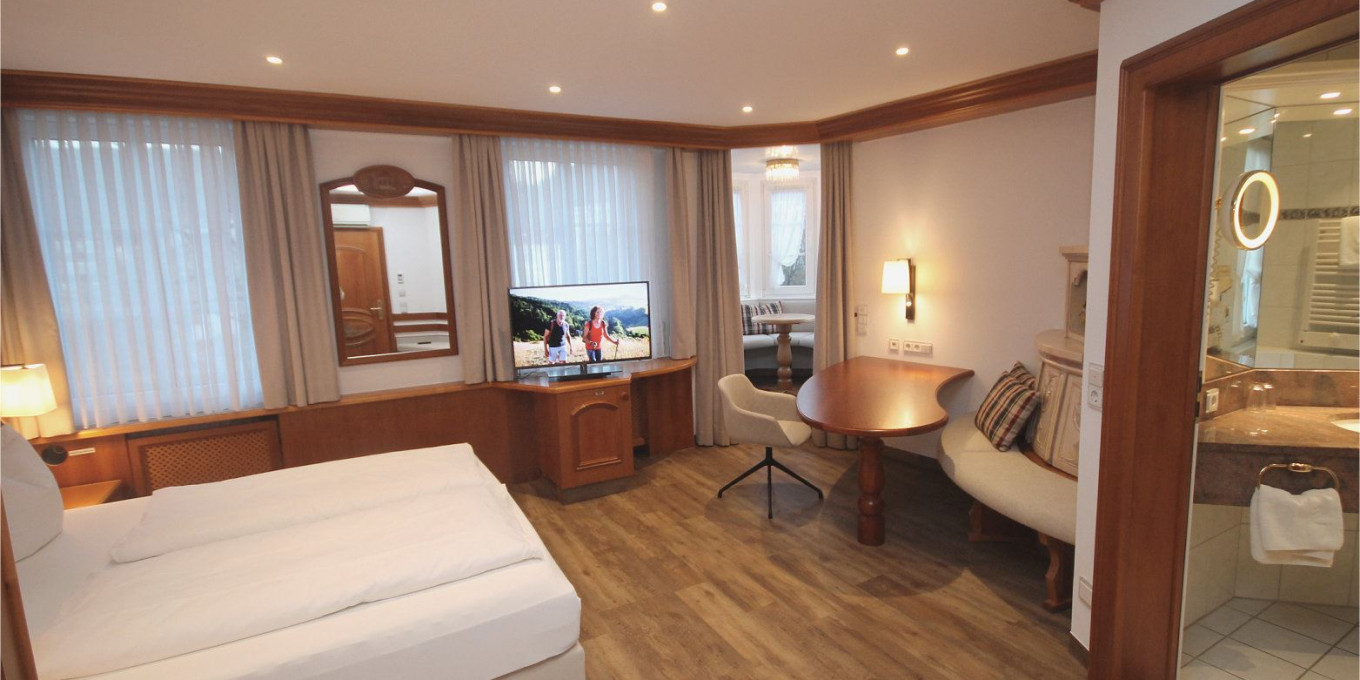 Stuben Doppelzimmer 205 im Hotel Bercher in Waldshut-Tiengen.
