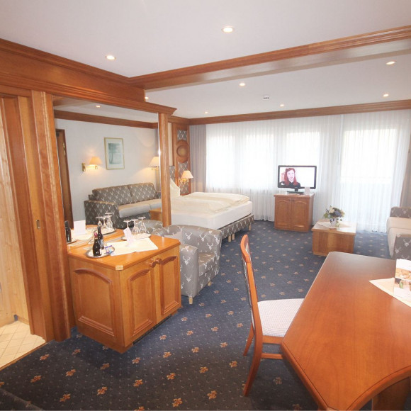 Zimmer 307 Blick zum Fenster